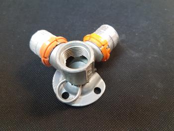 UPONOR Press-Doppel-Wandscheibe 90 Grad 20 x 1/2 IG 1015518