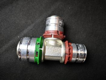 Unipipe Press-T-Stück DN 32x25x25mm reduziert