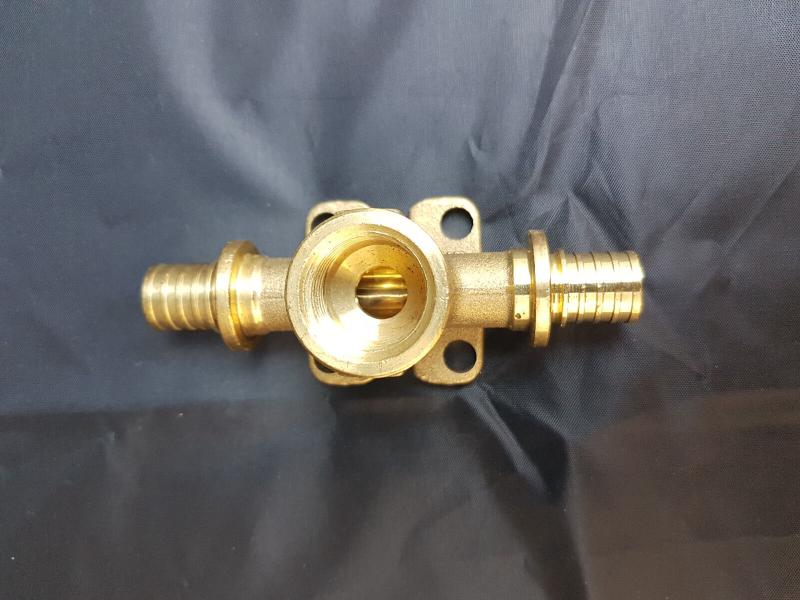 REHAU Rautitan Wand-T-Stück IG 20 mm x 1/2"