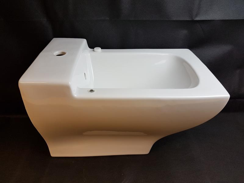 Villeroy & Boch Bidet, sehr edel, mit Keramik plus, weiss, SONDERPREIS!