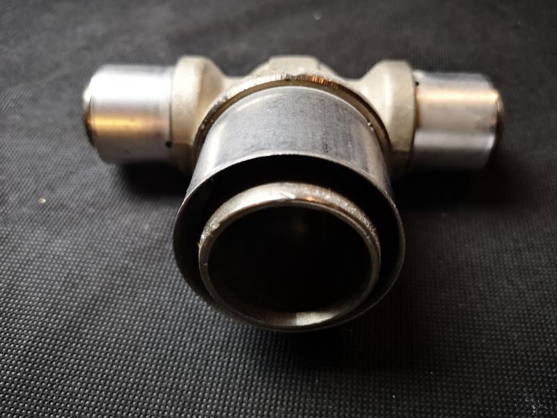 Unicor Press-T-Stück 32-50-32