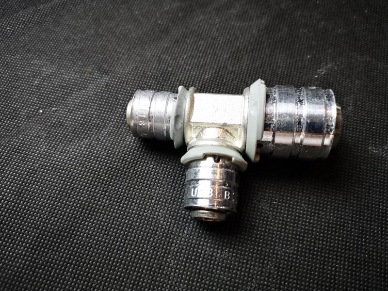 uponor Press-T-Stück reduziert 25-18-18 #935133