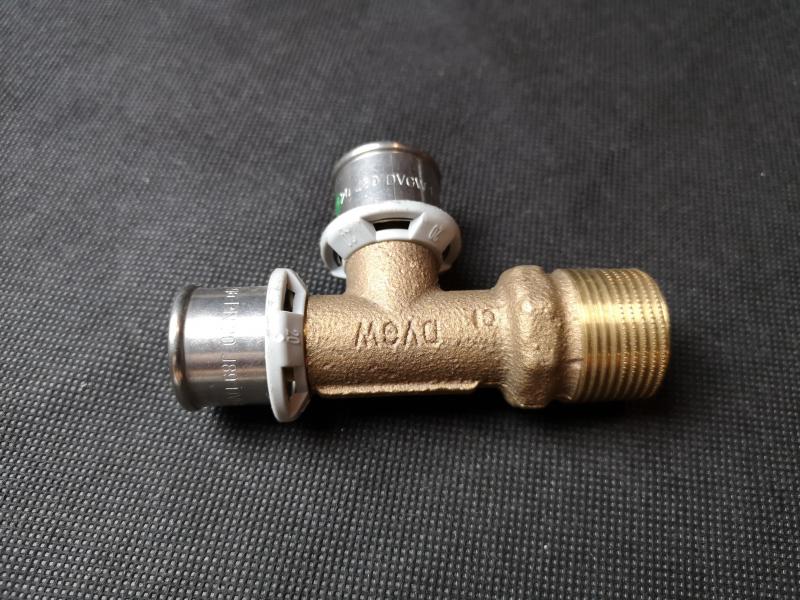 Viega 303273 T-Stück mit SC Sanfix P 2126.4