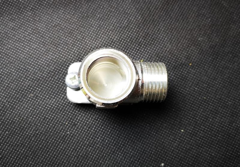 uponor Schraub-Wandwinkel 1/2 AG x 1/2 IG #972202