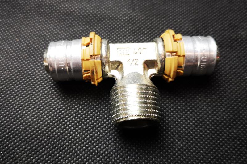 uponor Press-T-Stück 16- 1/2" AG -16