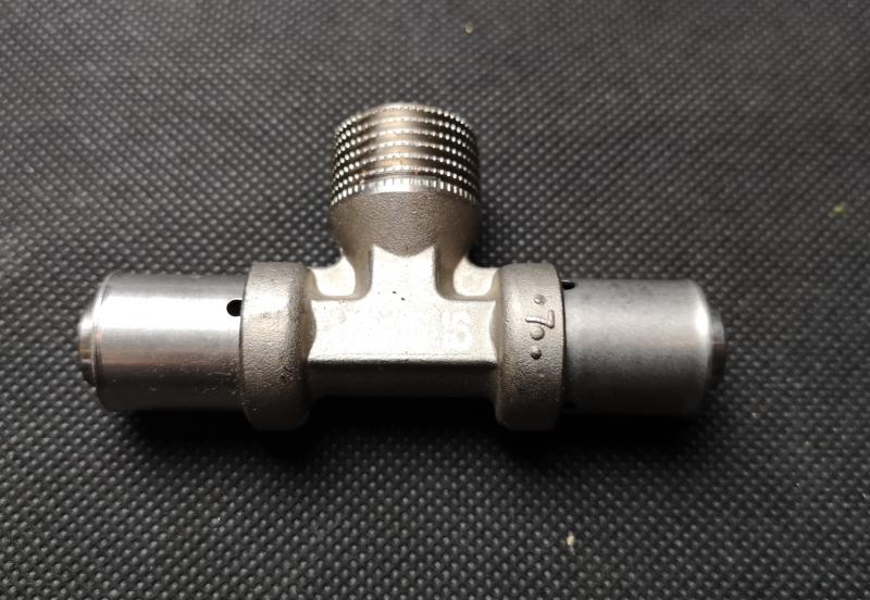 UNICOR Preß-T-Stück 16 - 1/2" AG - 16